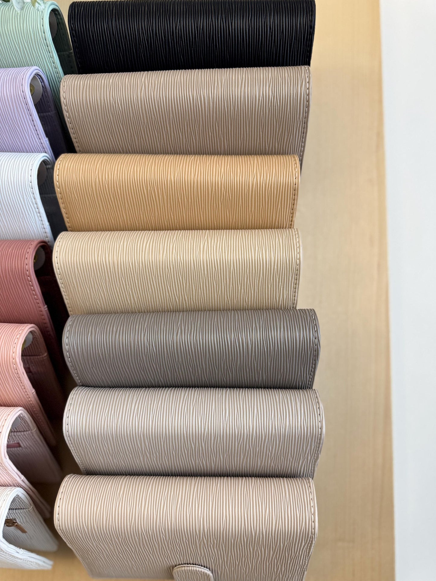 A6 Saffiano Budget Binder: Gold Rings, Buckle Closure & Inner Zipper Pocket | 22 Colors