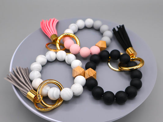 Boho Silicone Bead Wristlet Keychain: Budgeting Accessory