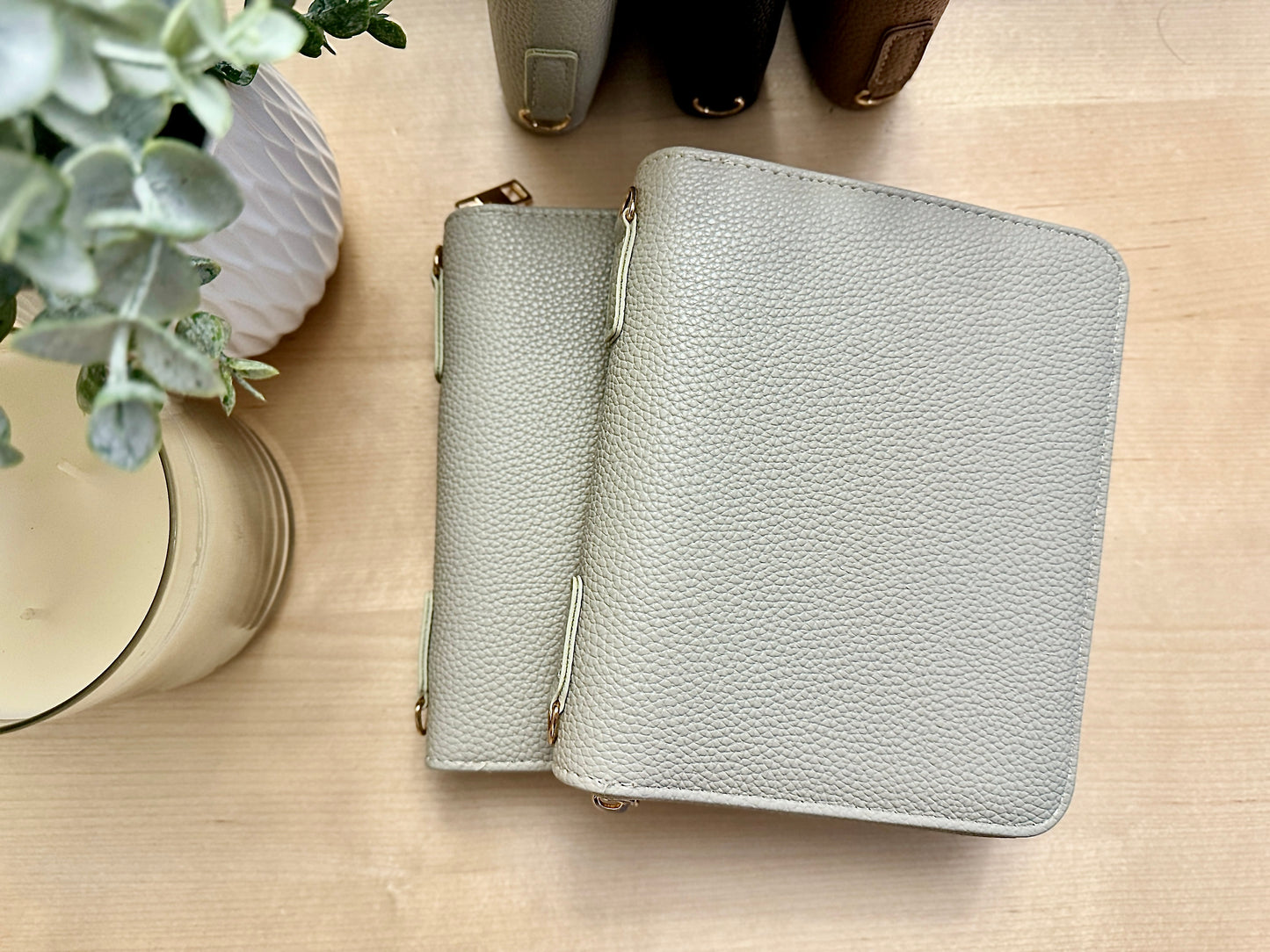 A7 Budget Binder. Wallet. Cash Stuffing Envelope Wallet. Budget Organizer. Litchi. Zipper Close.