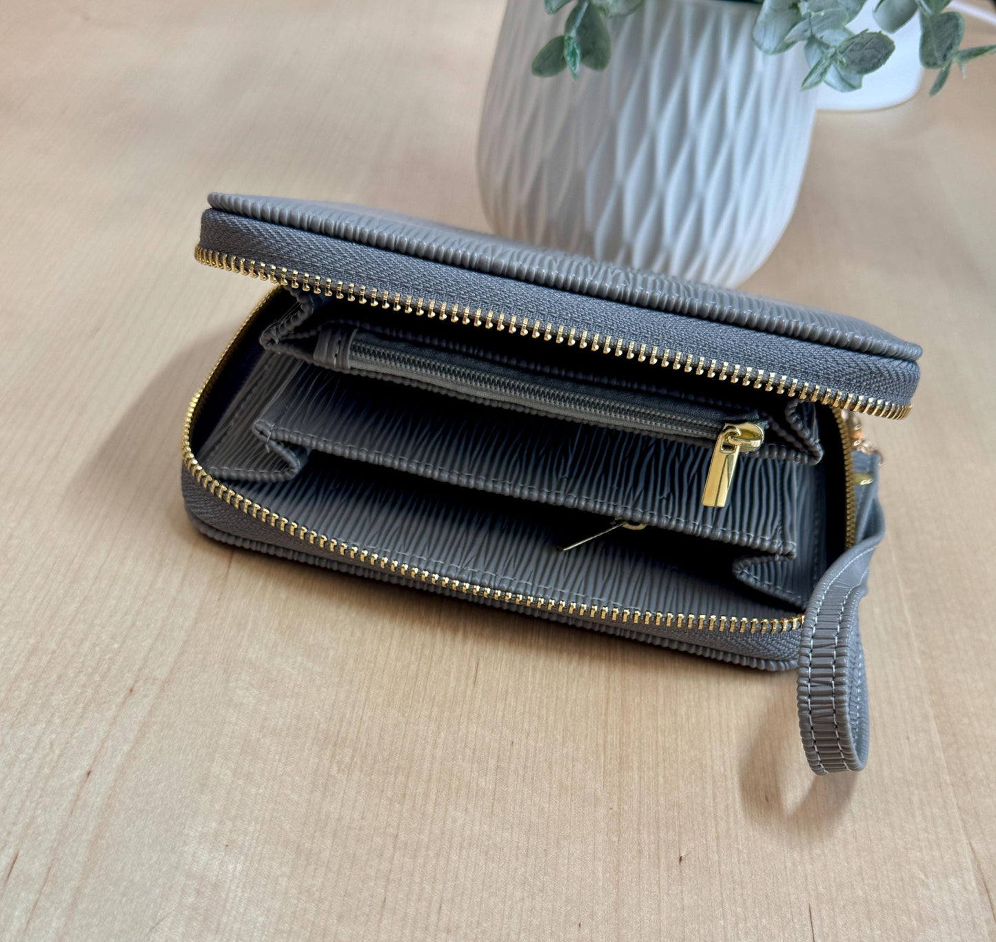 A7 Zippy Leather Budget Wallet: Zipper Closure & Strap