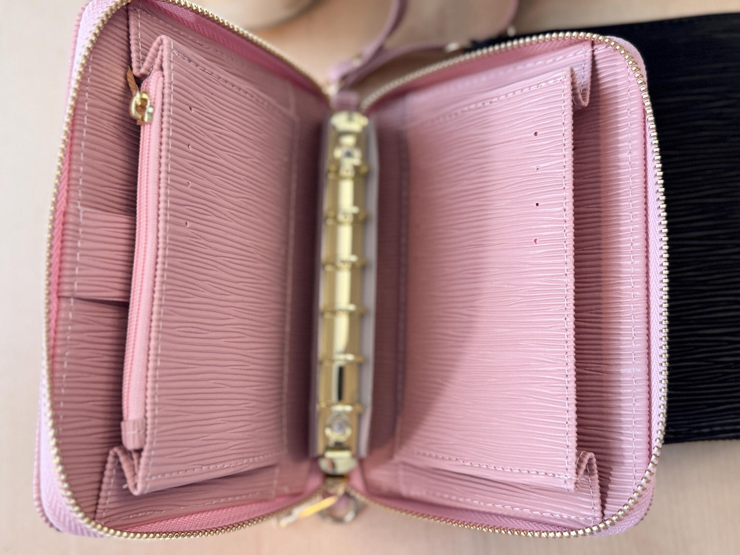 A7 Zippy Leather Budget Wallet: Zipper Closure & Strap