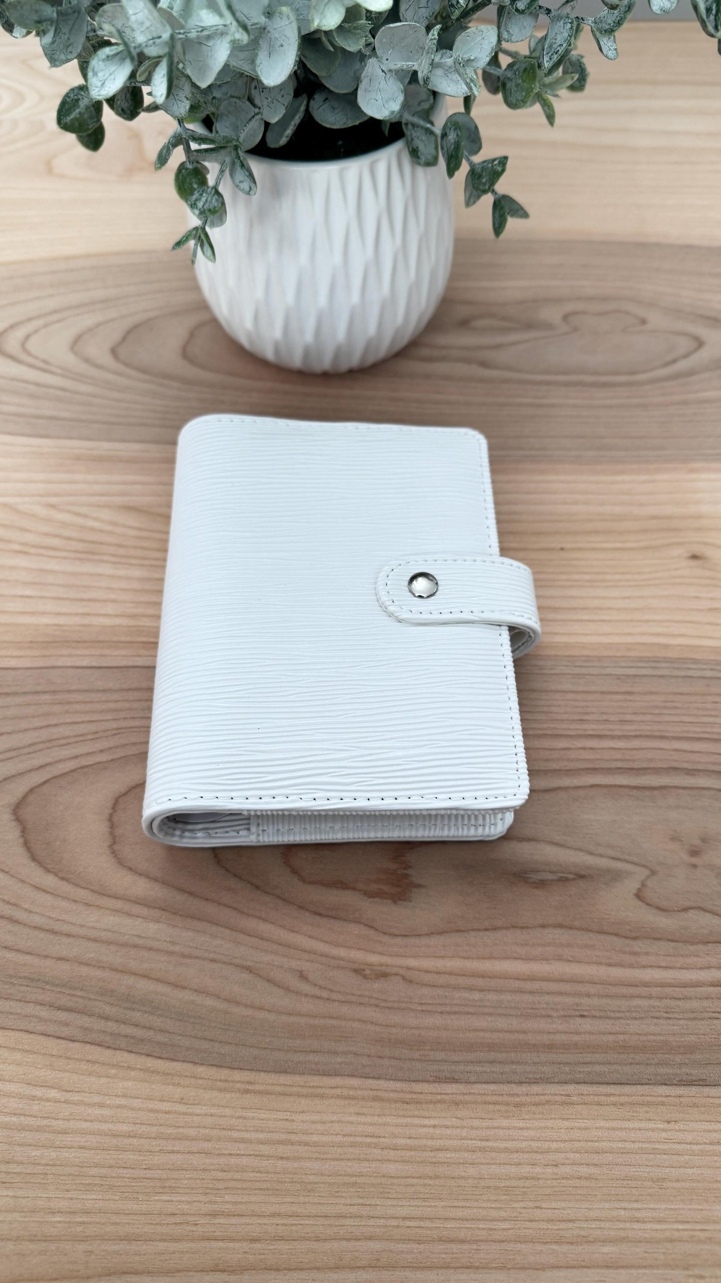 Saffiano A7 Budget Binder Wallet: Buckle Closure, Cash Envelope Organizer