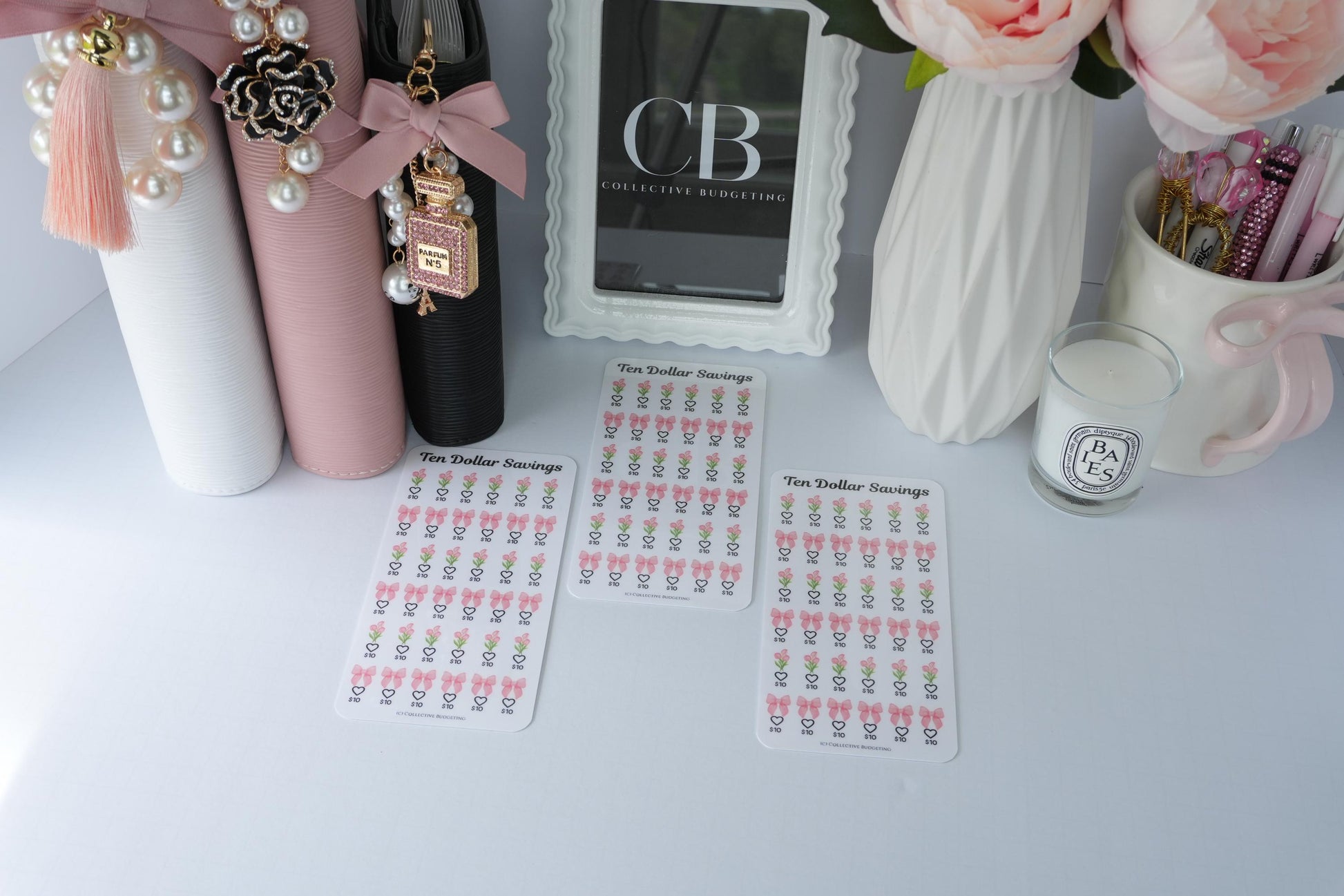 Ten Dollar Savings Challenge | Florals and Bows |Card | Laminated Cash Stuffing Tracker